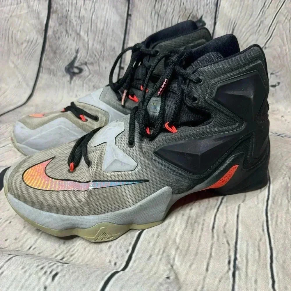 Nike Lebron On Court Athletic Sneakers Shoes size 10.5